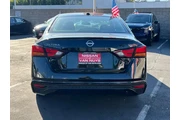 $18998 : Nissan Altima 2023 2.5 SV 4d thumbnail