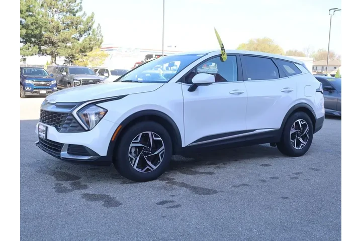 $18877 : Kia Sportage 2023 LX 4dr SUV image 5