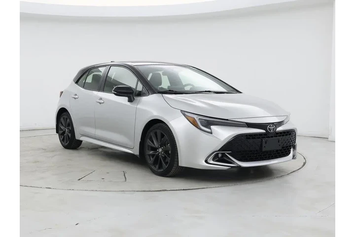 $24998 : Toyota Corolla Hatchback 202 image 1