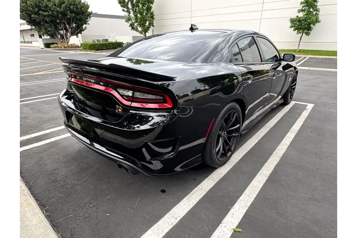 2023 Charger Scat Pack image 3