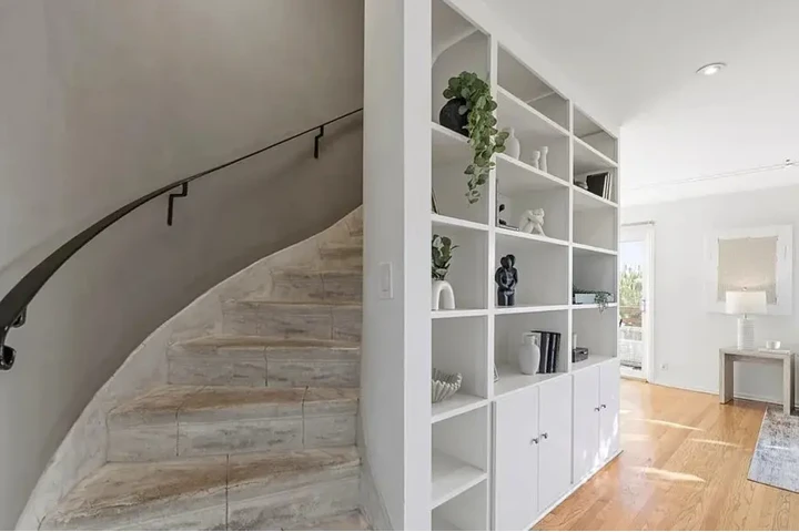 $4500 : PROPERTY FOR RENTALS image 5