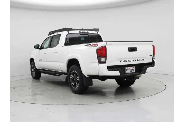 $33998 : Toyota Tacoma 2018 4x4 TRD S image 2