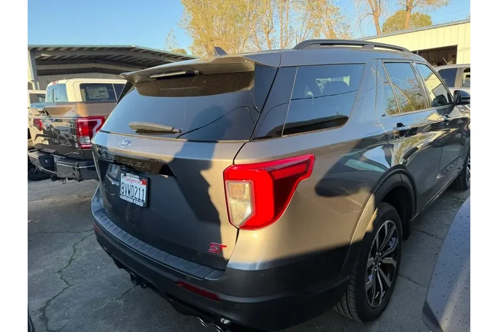 $38000 : Ford Explorer 2021 AWD ST 4d image 5