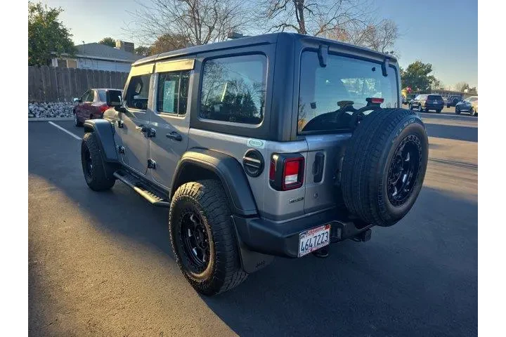 $27995 : Jeep Wrangler Unlimited 2021 image 5