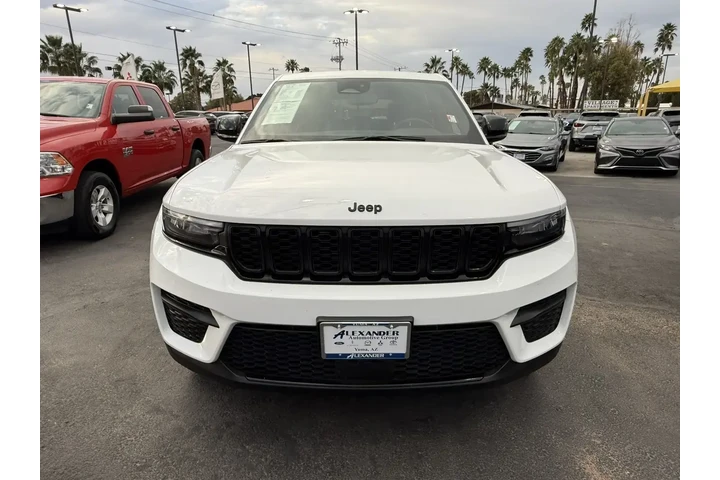 $38799 : Jeep Grand Cherokee L 2025 4 image 3