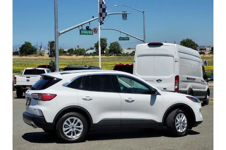 $22200 : Ford Edge 2022 AWD ST-Line 4 image 3