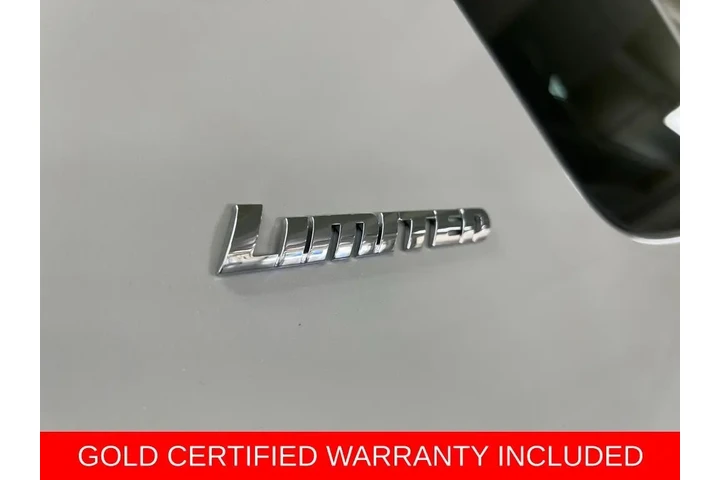 $47688 : Gold Certified2023 4Runner Li image 10