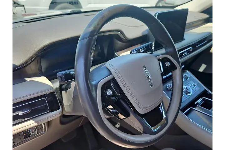 $30500 : Lincoln Aviator 2020 AWD Res image 2