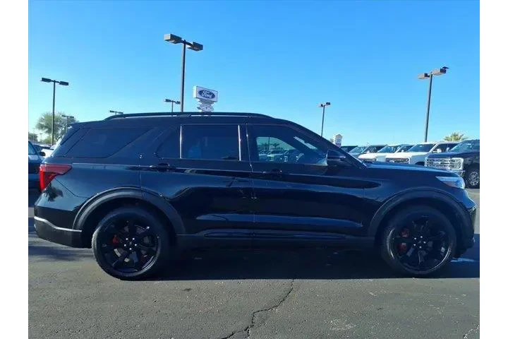 $30343 : Ford Explorer 2020 AWD ST 4d image 7