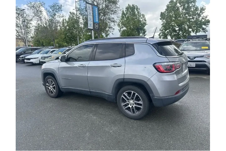 $15888 : Jeep Compass 2019 Latitude 4 image 4