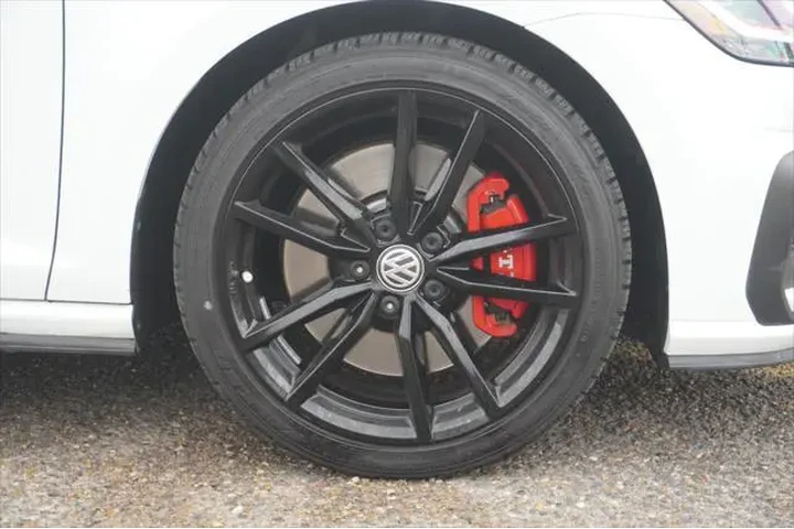 $24995 : Volkswagen Golf GTI 2021 S 4 image 5