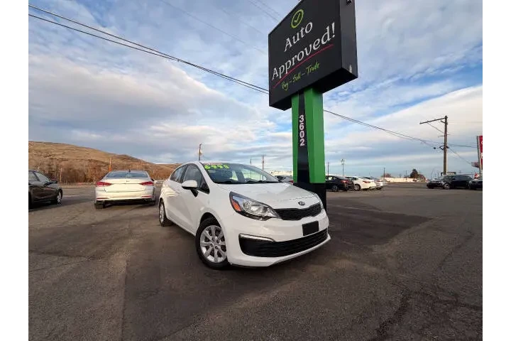 $6995 : 2017 Rio LX image 3