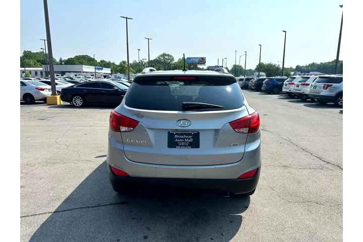 $7980 : 2015 Tucson AWD 4dr SE PZEV image 3