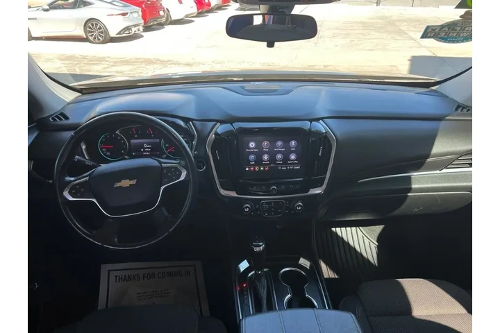 2020 Traverse LT Cloth AWD image 9