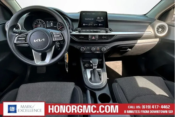 $19488 : Kia Forte 2024 LX 4dr Sedan image 7