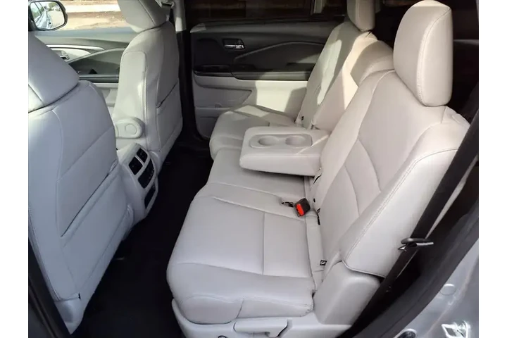 $31590 : Honda Pilot 2022 AWD SE 4dr image 9