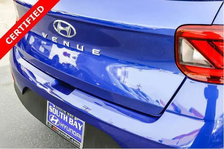 $13898 : Hyundai VENUE 2021 SEL 4dr C image 7