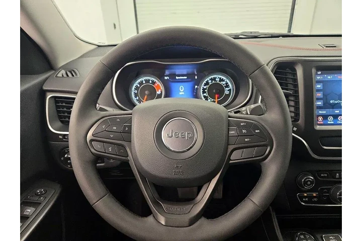 $25998 : Jeep Cherokee 2022 4x4 Trail image 10