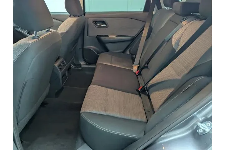 $21997 : Nissan Rogue 2023 SV 4dr Cro image 9