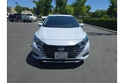 $16995 : Nissan Versa 2024 SV 4dr Sed thumbnail