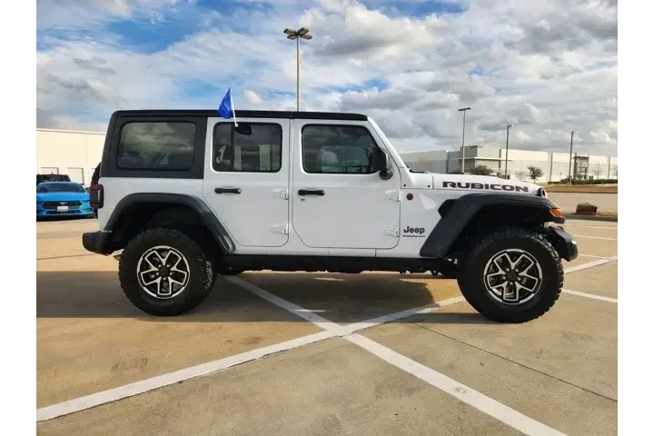 $39441 : Jeep Wrangler 2025 4x4 Rubic image 4