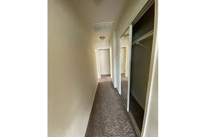 $1500 : Check out this home. image 6