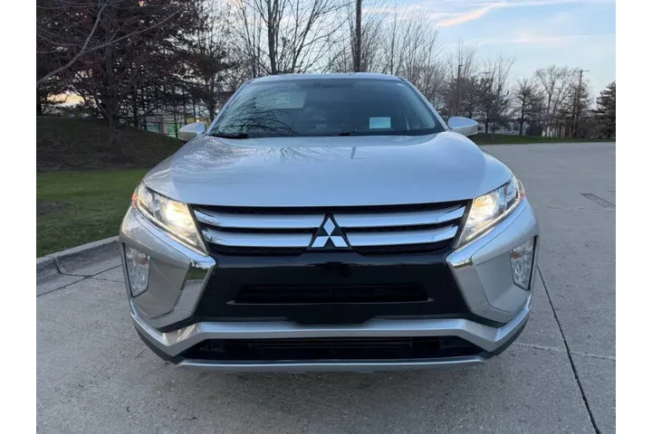 $13997 : 2018 Eclipse Cross SEL image 3