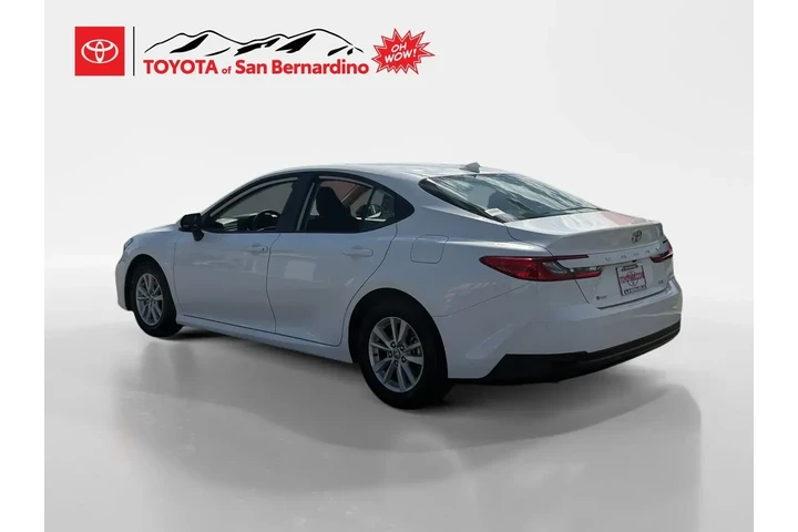$28999 : Toyota Camry 2025 SE 4dr Sed image 3