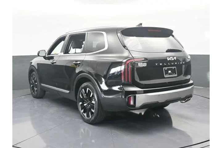 $33891 : Kia Telluride 2023 SX 4dr SU image 4