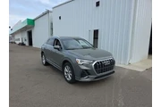 Audi Q3 2022 AWD quattro S l en Kings County