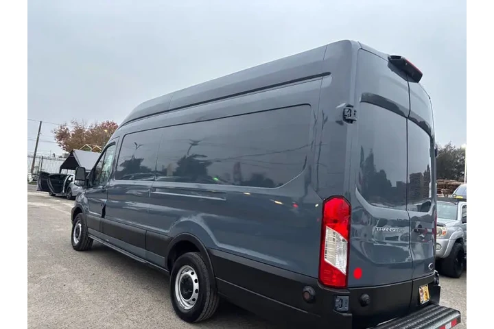 $28999 : 2019 Transit 250 image 7