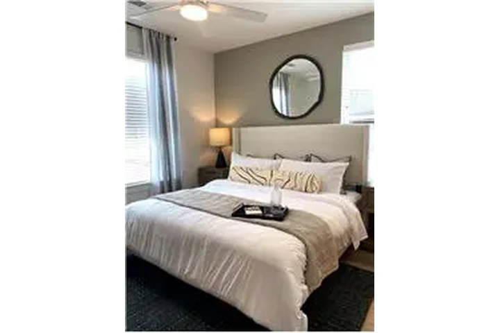 $2502 : Rental property with 2 bedro image 1