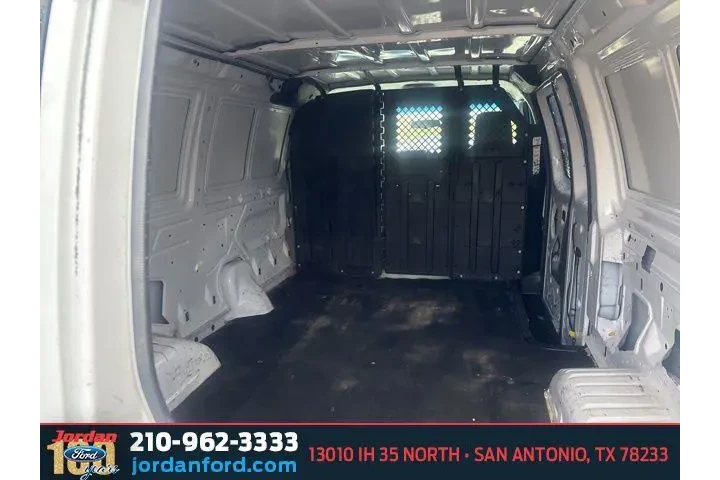 $7999 : Ford E-Series 2013 E-150 3dr image 9