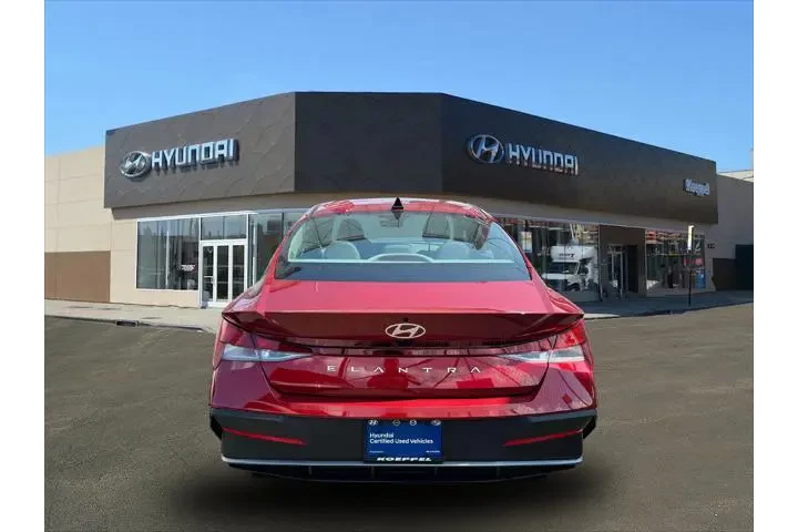 $16988 : Hyundai ELANTRA 2024 SE 4dr image 5