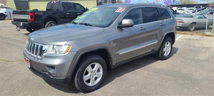 $9999 : 2012 Grand Cherokee Laredo SUV image 3