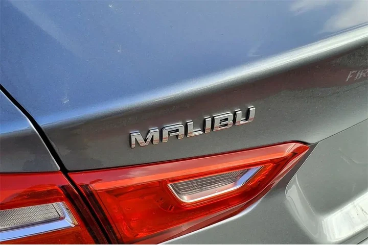 $18243 : Chevrolet Malibu 2024 LT 4dr image 9