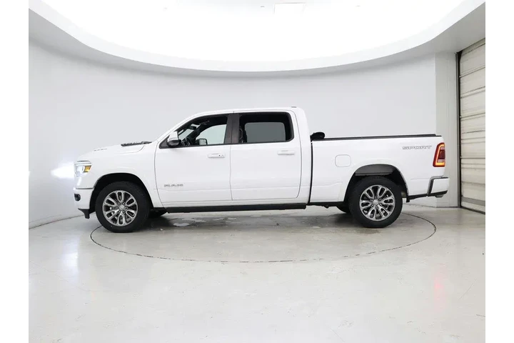 $37998 : Ram 1500 2021 4x4 Laramie 4d image 3