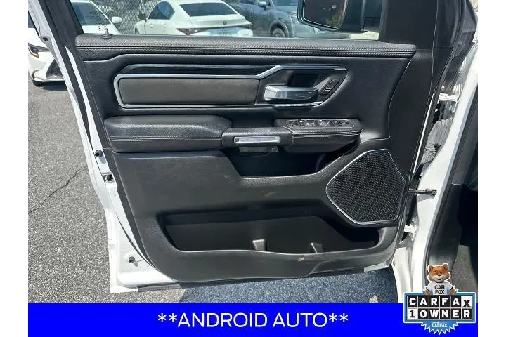 $33699 : Ram 1500 2024 4x2 Laramie 4d image 10