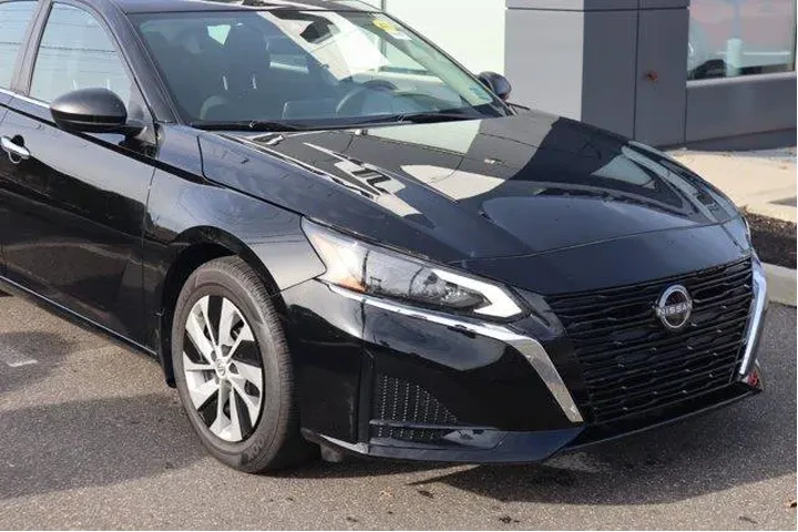 $20400 : Nissan Altima 2025 2.5 S 4dr image 4