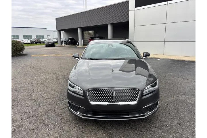 $21985 : Lincoln MKZ 2019 AWD Reserve image 2