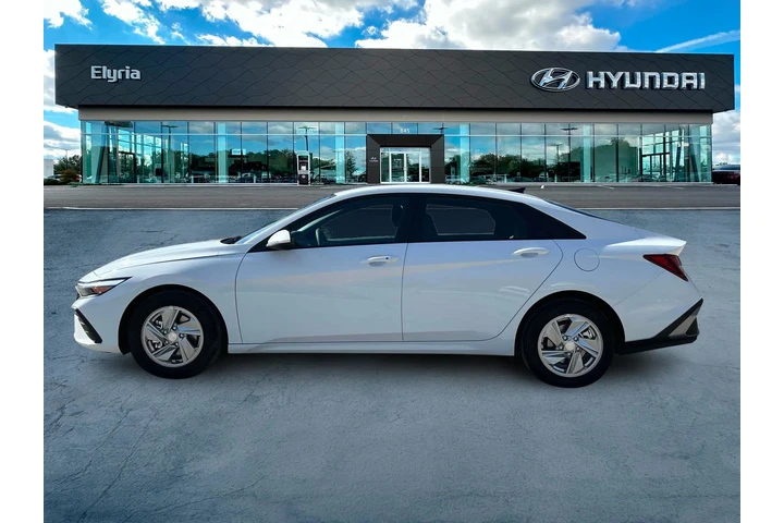$18747 : Hyundai ELANTRA 2025 SE 4dr image 3