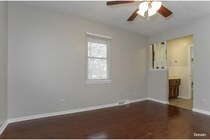 $1650 : Rent image 1