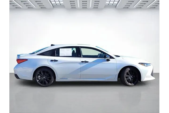 $30861 : Toyota Avalon Hybrid 2022 XS image 3