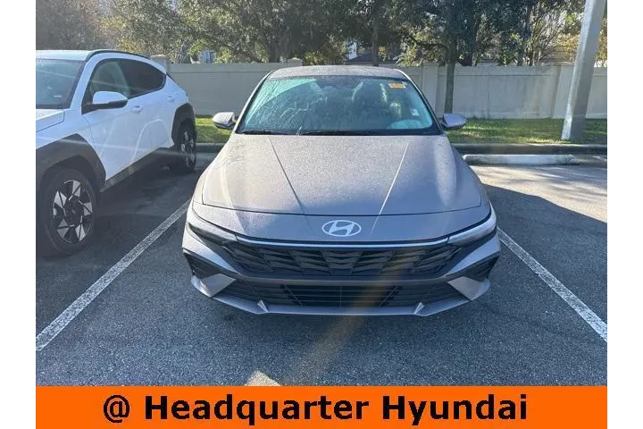 $19852 : Hyundai ELANTRA 2024 SEL 4dr image 2