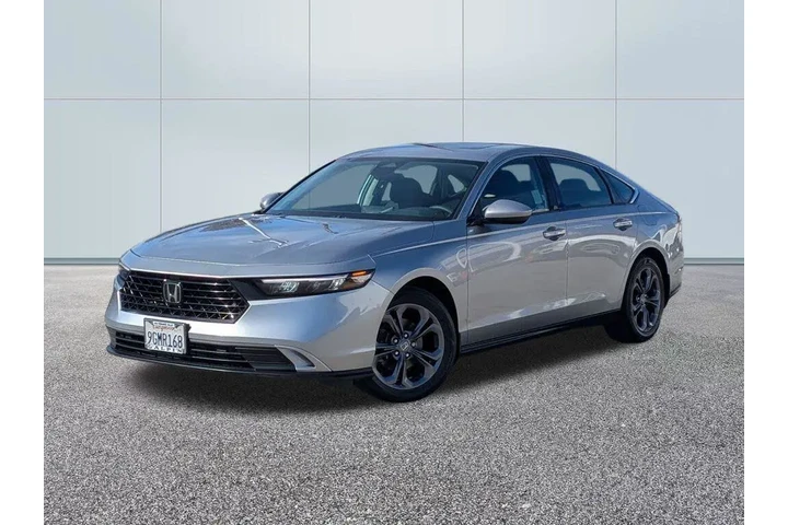 $23875 : Honda Accord 2023 EX 4dr Sed image 1