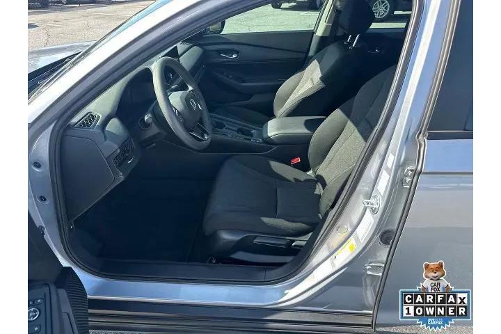 $23998 : Honda Accord 2023 LX 4dr Sed image 9