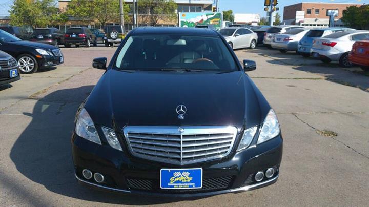 $10599 : 2010 Mercedes-Benz E-Class E image 4