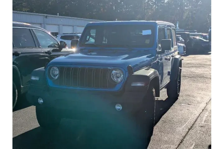 $37985 : Jeep Wrangler 2024 4x4 Sport image 3