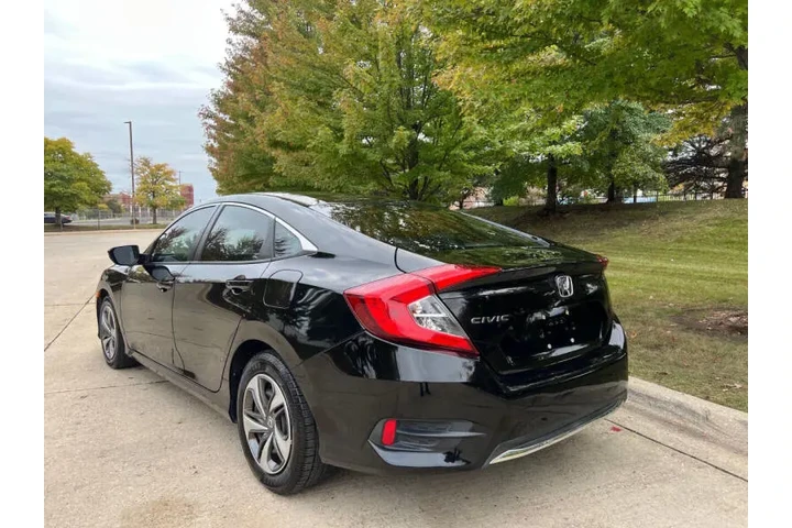 $11995 : 2019 Civic LX image 5