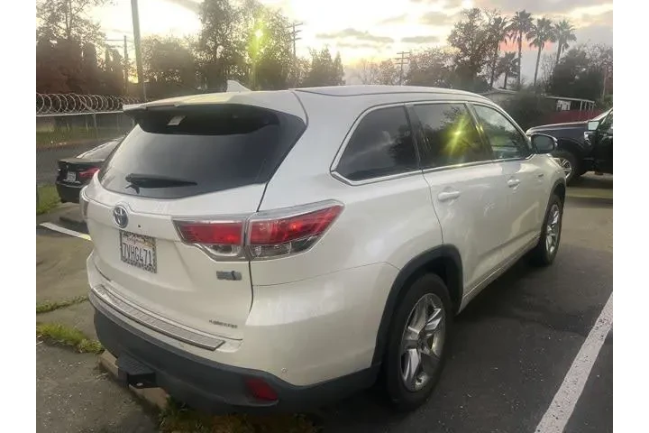 $18988 : Toyota Highlander Hybrid 201 image 5